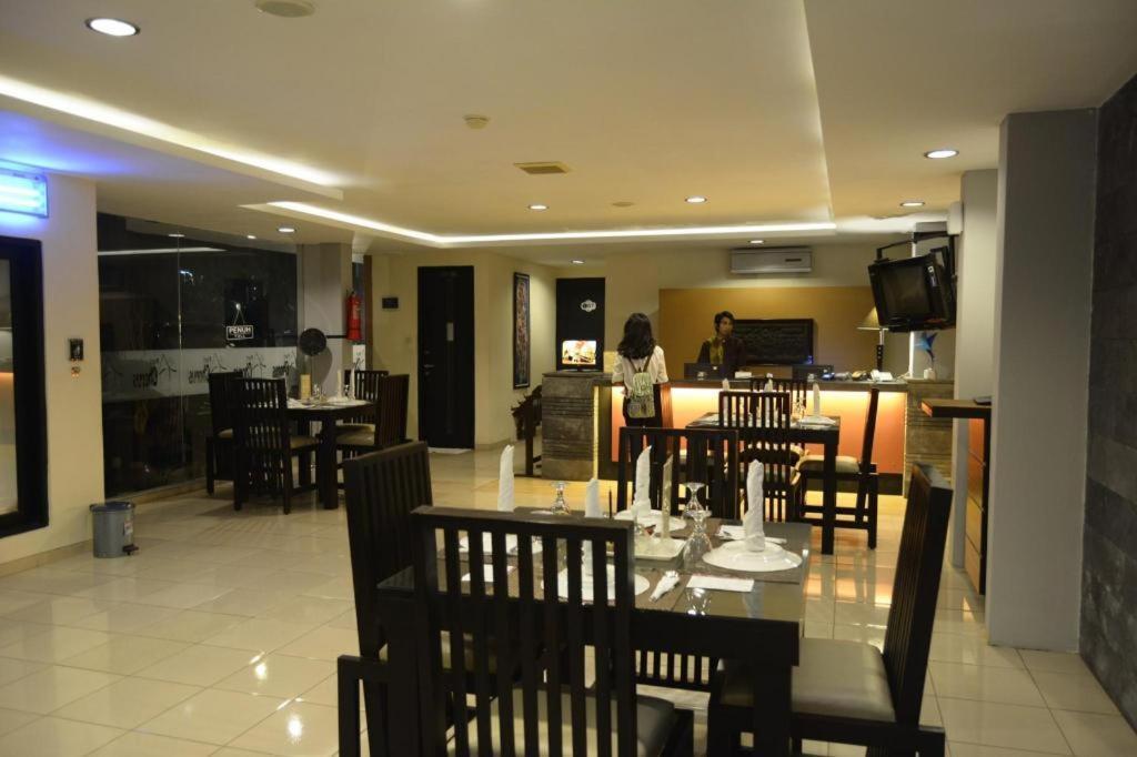 Puri Chorus Boutique Hotel Pakualaman Exterior photo